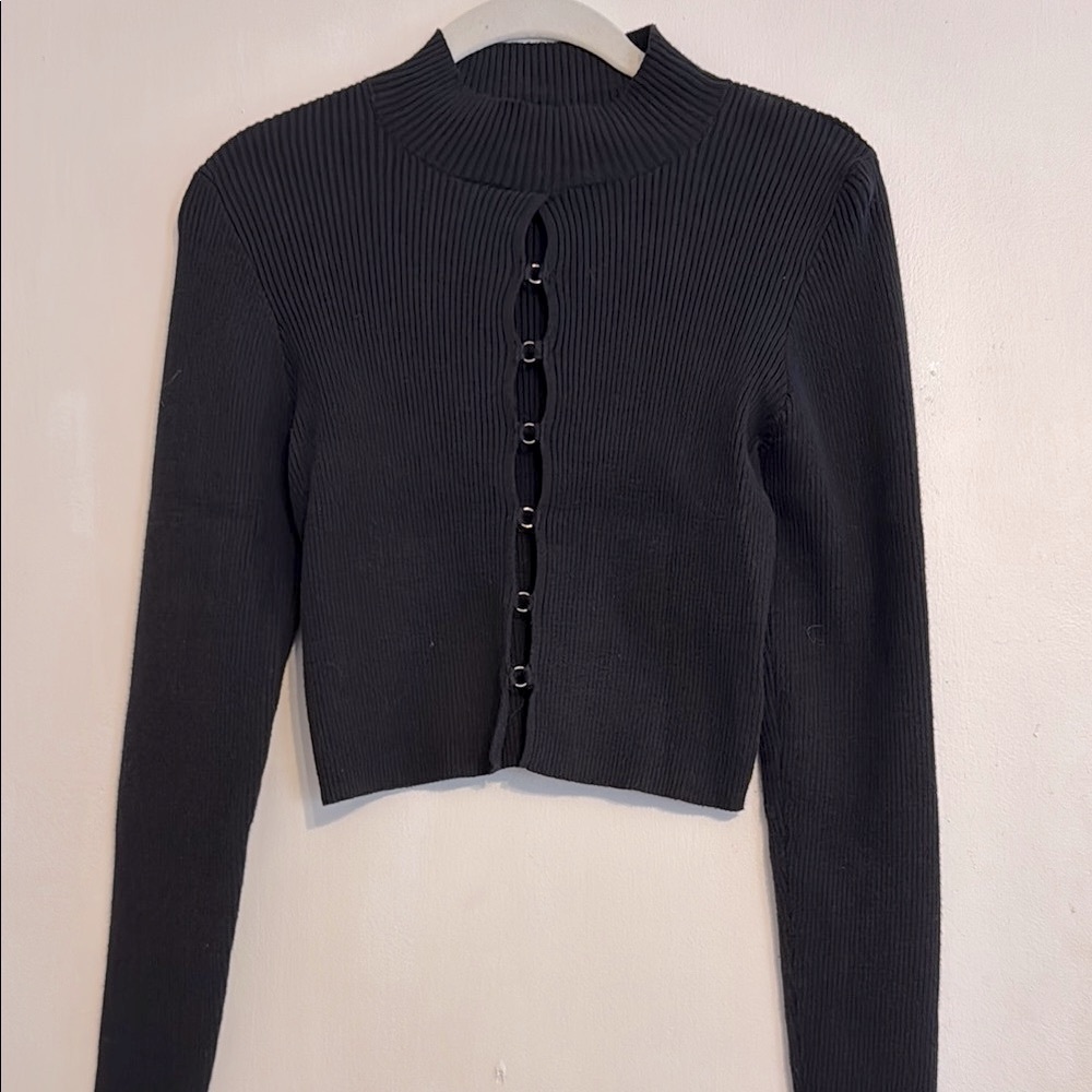 Black Ribbed Looped Front Long Sleeve